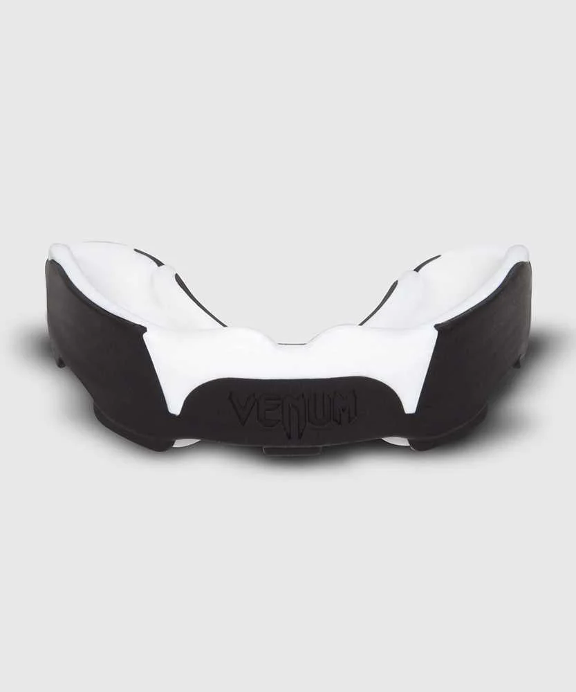 Mouthguard Venum Predator  - Image 15